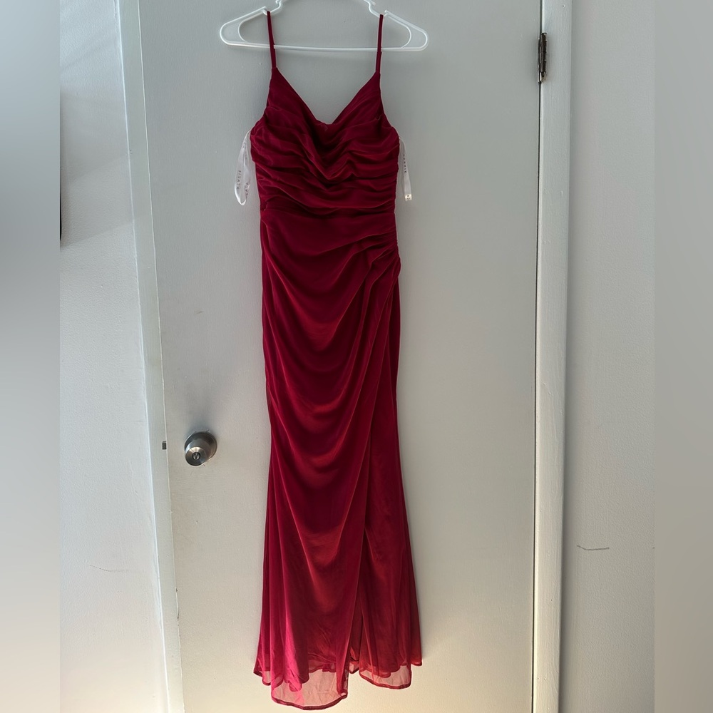 Azazie Deandra burgandy dress size 4
